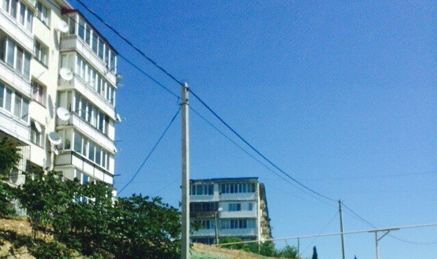 Cum se pregatesc autoritatile din Crimeea pentru vizita premierului. "Vor sa arate cat de fericiti suntem in fundul lumii"