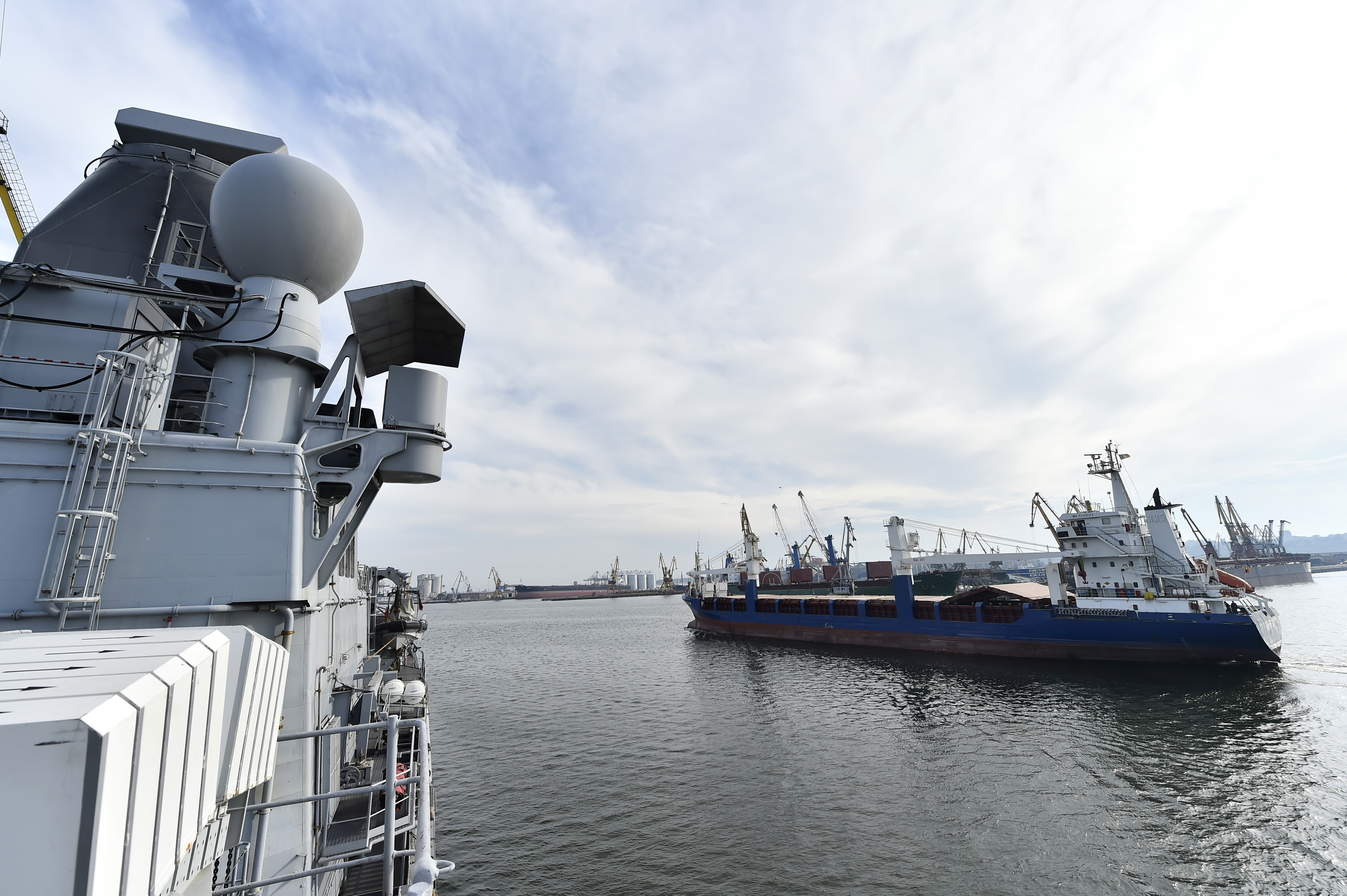 Rusia baga un milion de dolari in Marea Neagra. Cum se va simti aceasta investitie in infrastructura in porturile noastre