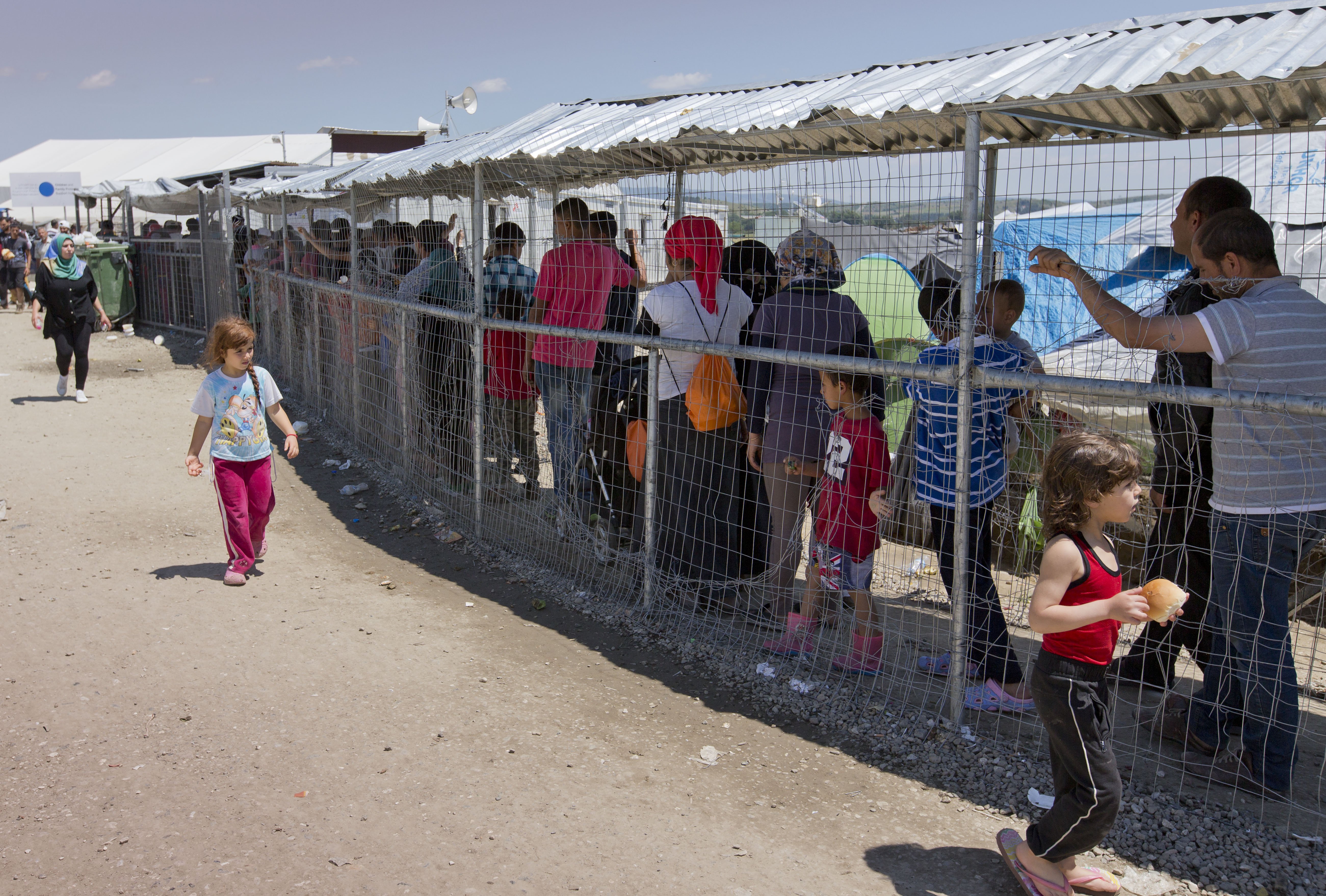 tabara de refugiati de la Idomeni - Agepres
