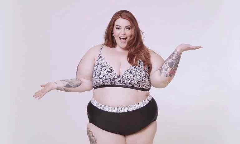 Facebook a INTERZIS o imagine cu un model plus-size. Cum arata femeia considerata "prea grasa" pentru reteaua de socializare