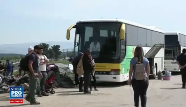 Peste 800 de migranti au fost evacuatii din tabara de la Idomeni