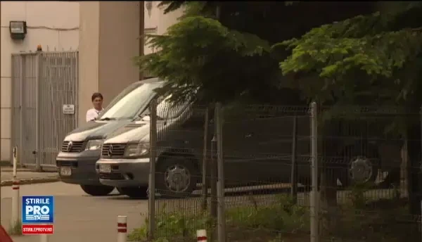 Anchetatorii vor preleva astazi probe ADN de la copiii lui Dan Condrea. Mesajul transmis de angajatii Hexi Pharma