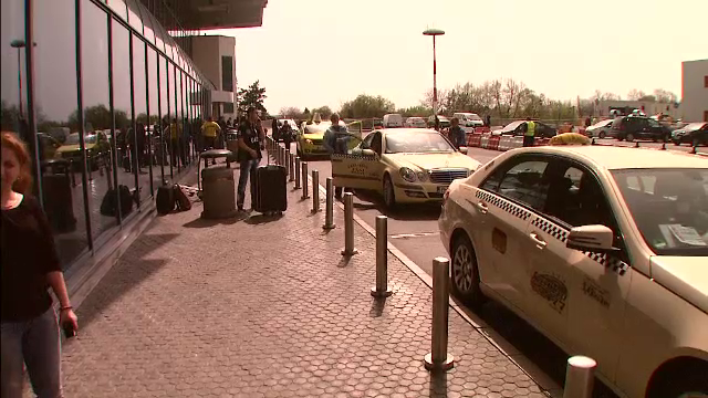 Vesti bune pentru pasagerii de la Aeroportul Henri Coanda. Ce se intampla de la 1 septembrie cu taxiurile neautorizate