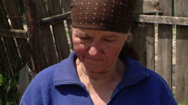 Soarta trista a unei batrane care traieste cu 140 de lei/luna. Abia are ce manca si trateaza raceala cu bomboane mentolate