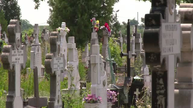 Se schimba regulile in domeniul serviciilor funerare. Cum vor fi pregatiti decedatii si ce vor purta cu ei in cosciug
