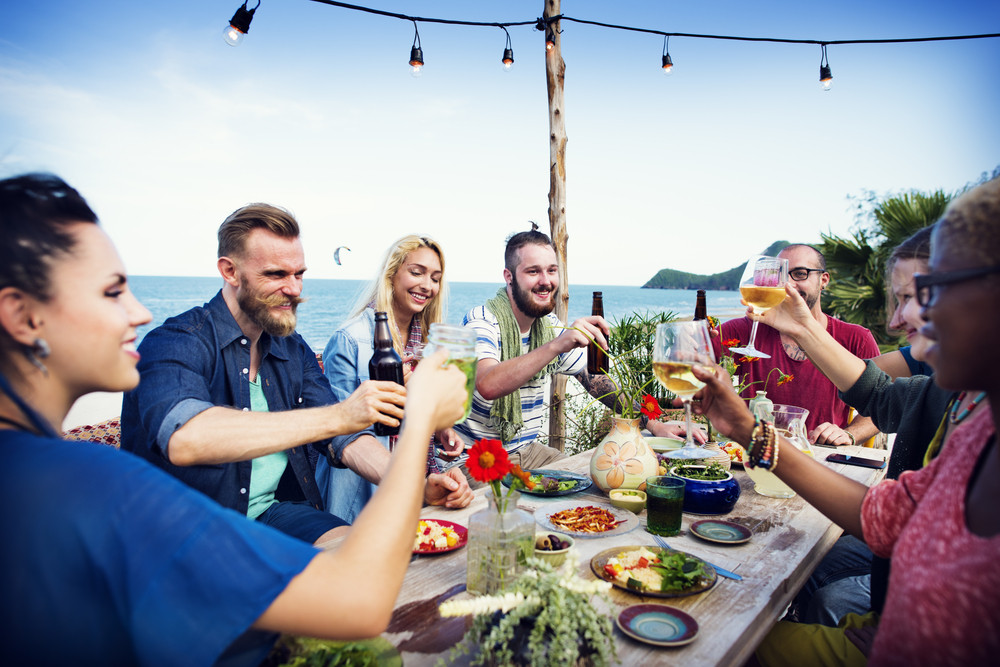 We Like Weekends. Cum iti petreci ultimele zile de primavara. Uite evenimentele din perioada 27 - 29 mai 2016