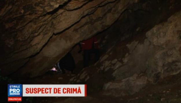 A fost gasita moarta intr-o pestera din Hunedoara. Pe cine au retinut politistii la un an de la crima