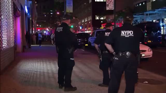 Focuri de arma in timpul concertului unui rapper celebru. O persoana a fost impuscata mortal