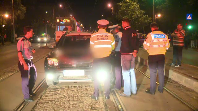 Un copil de 10 ani a fost izbit in plin pe o trecere de pietoni din Capitala. Baietelul are leziuni grave la coloana