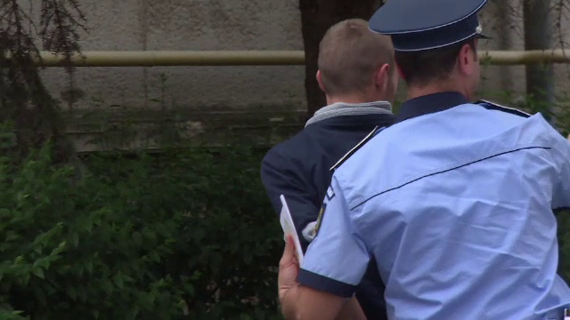 Schema cu saci de rafie prin care un sofer din Prahova a pacalit mai multe firme. A reusit sa fure peste 50.000 de lei