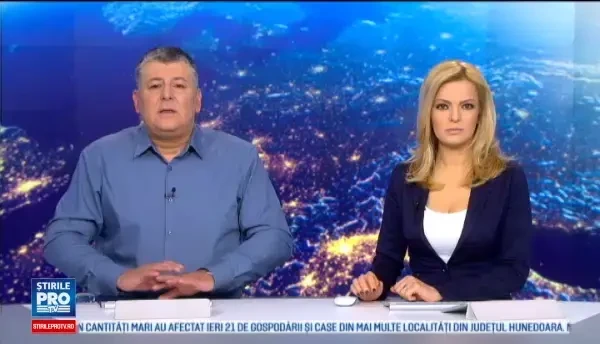 Accident in Mures soldat cu doi morti si trei raniti. Un autoturism a intrat pe contrasens, lovind frontal un TIR