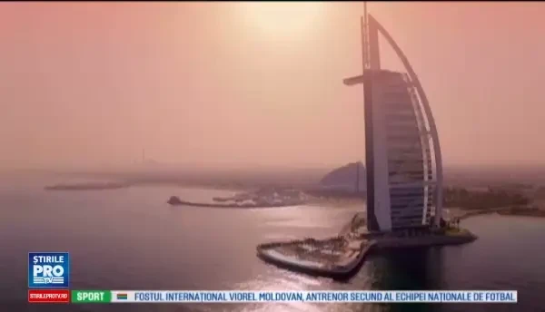 Luxoasa insula construita in fata hotelului Burj Al Arab din Dubai. Motivul pentru care a fost