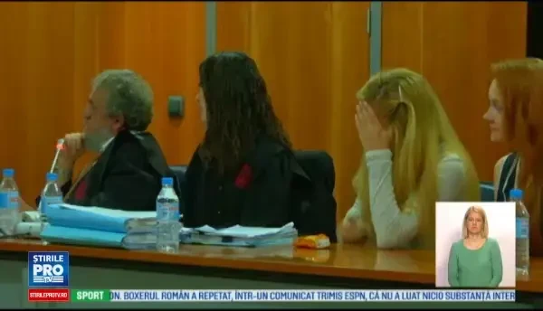 Pedeapsa primita de un fotomodel pentru ca si-a ucis fostul iubit intr-o criza de gelozie. A izbucnit in lacrimi la proces