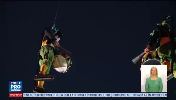 Centrul Clujului, transformat intr-un imens cinematograf. TIFF a debutat cu premiera filmului romanesc 6,9 pe scara Richter