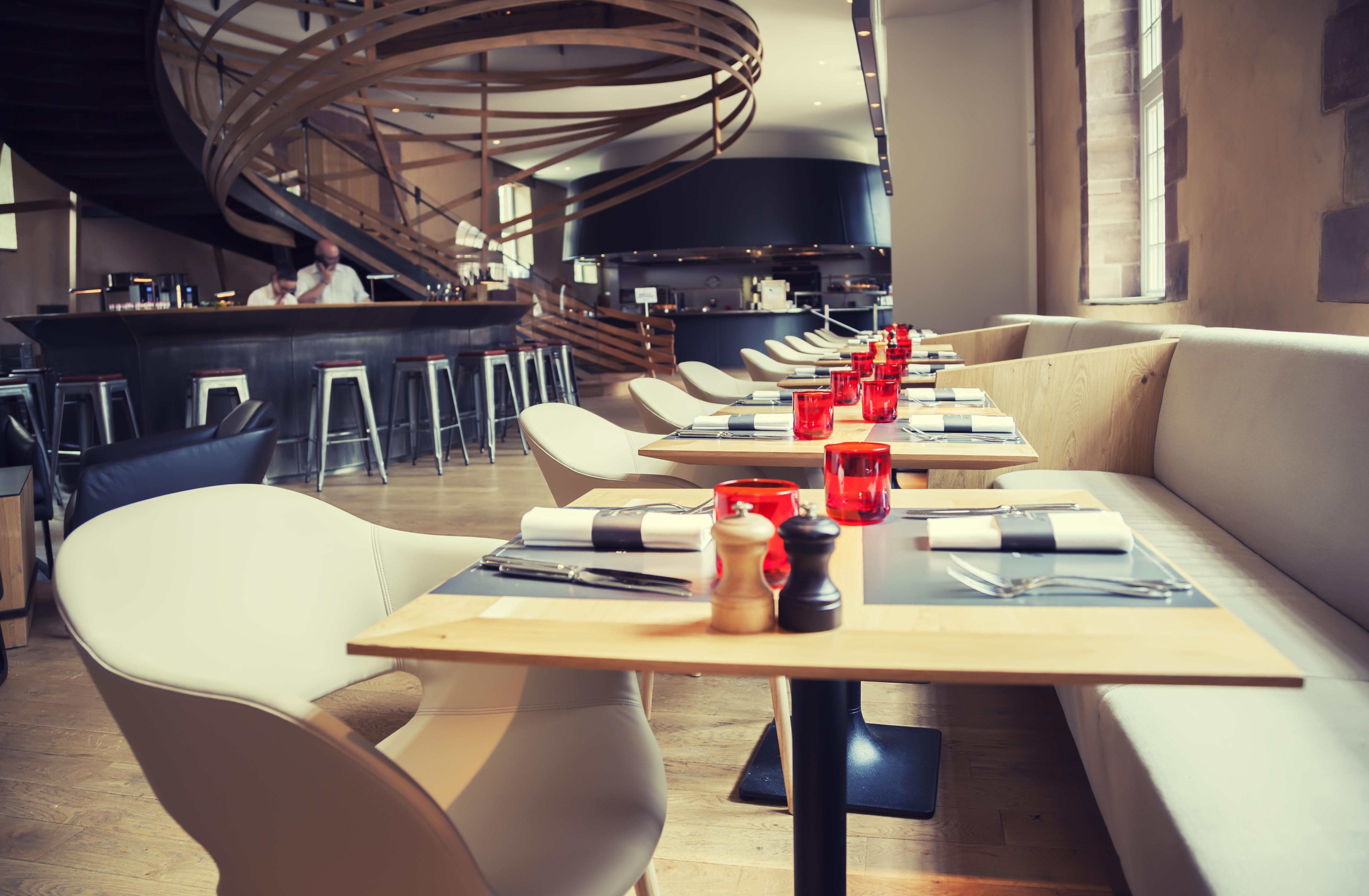 Restaurantele din Capitala amendate de ANPC pentru grave nereguli. Institutia a RETRAS doua nume de pe lista