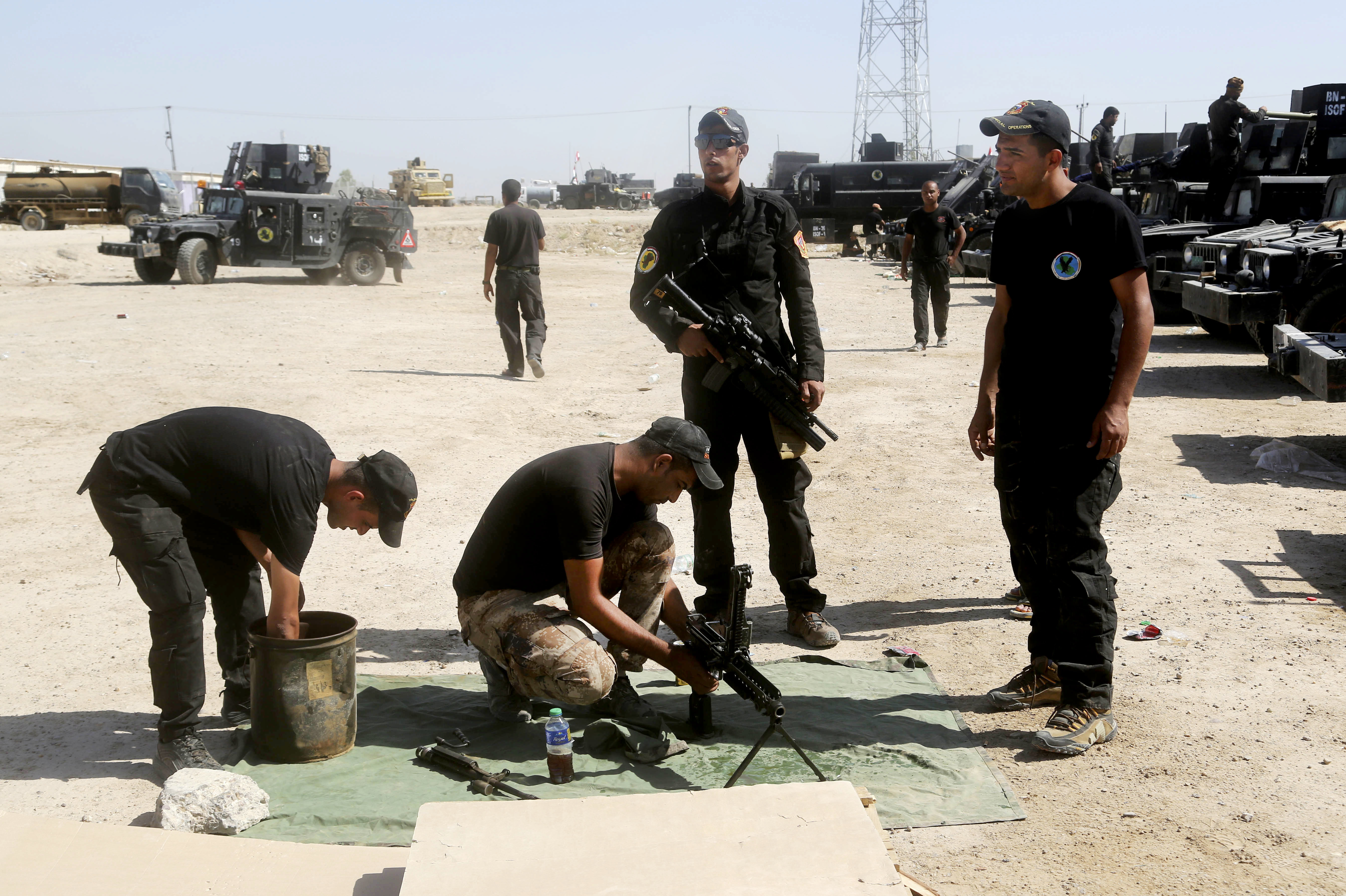 Continua batalia pentru eliberarea orasului Fallujah. Soldatii irakieni au descoperit tuneluri sapate de Statul Islamic