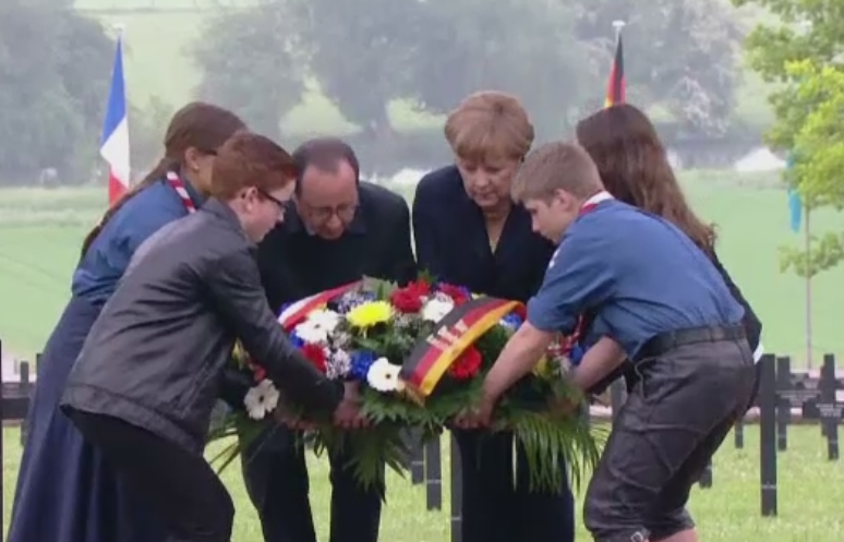 Un secol de la cea mai lunga batalie din Primul Razboi Mondial. Ceremonia la care au asistat Hollande si Merkel