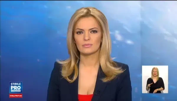 Doua persoane au murit, iar una este in coma, dupa ce un tren a acrosat un autoturism. Greseala facuta de sofer. FOTO