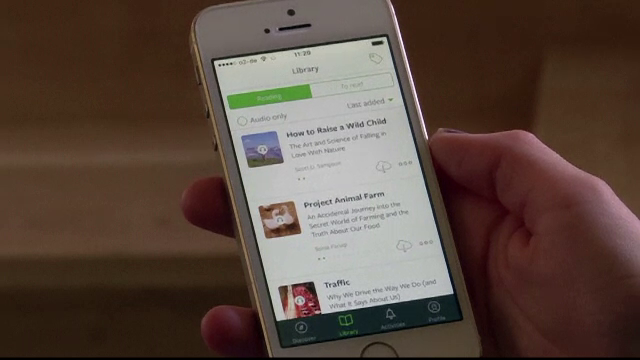 Aplicatia care iti permite sa descoperi o carte in 15 minute. Cum functioneaza "Blinklist"