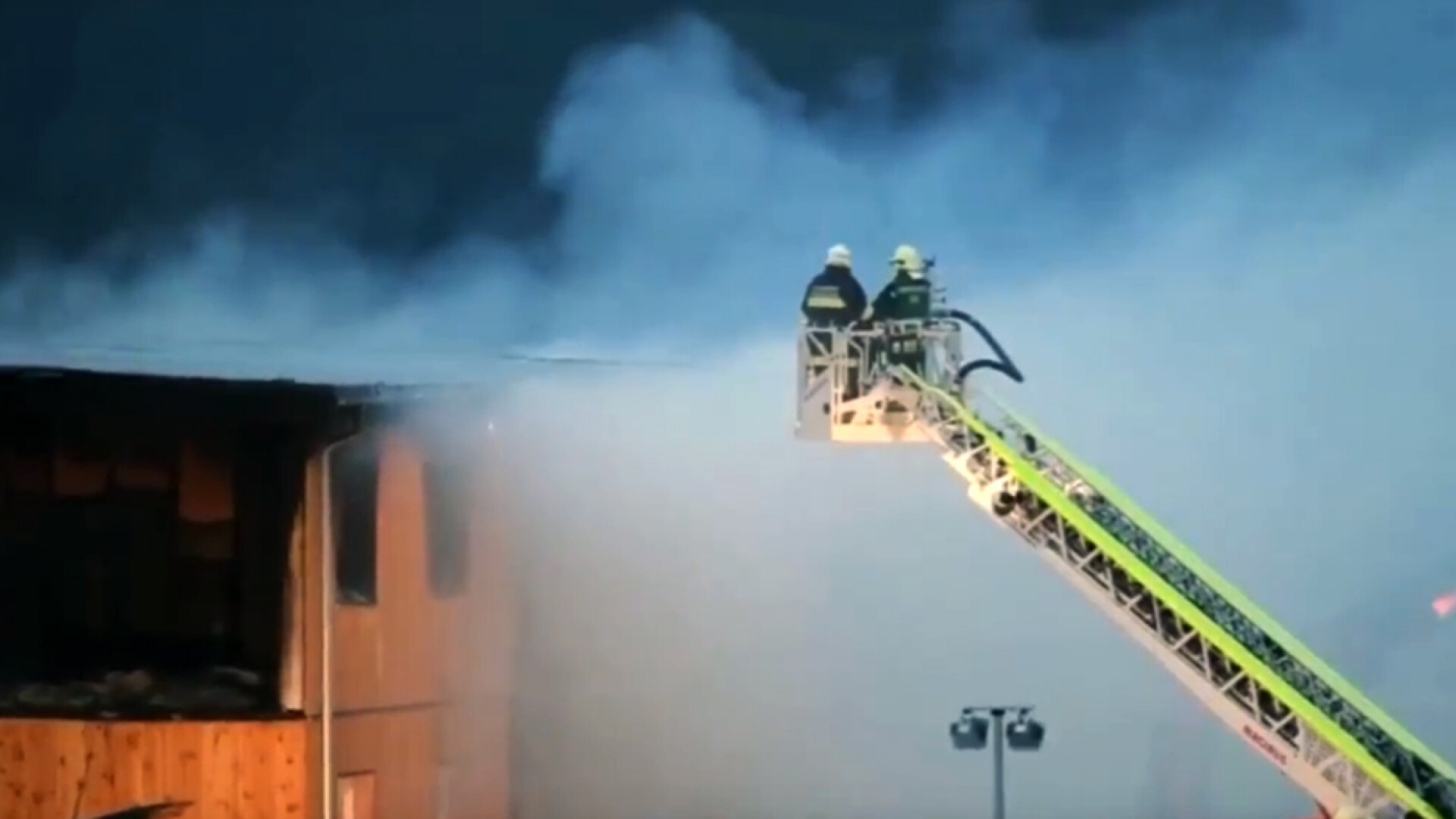 Un centru pentru refugiati a fost incendiat in Austria. "Nu avem niciun indiciu ca localnicii erau nefericiti"