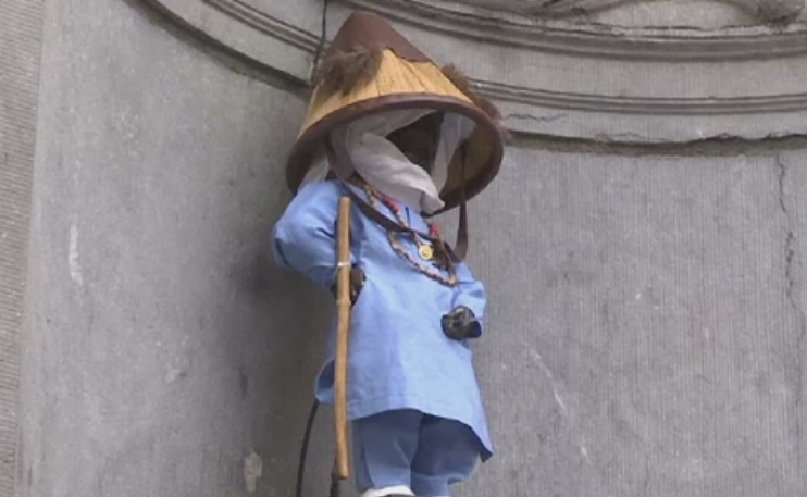 Manneken Pis, statuia simbol din Bruxelles, a urinat lapte. Care este semnificatia din spatele momentului