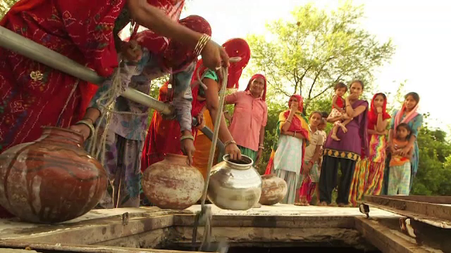 Canicula a ucis peste 370 de oameni din India, in ultimele zile. Temperaturile au ajuns la 51 de grade Celsius