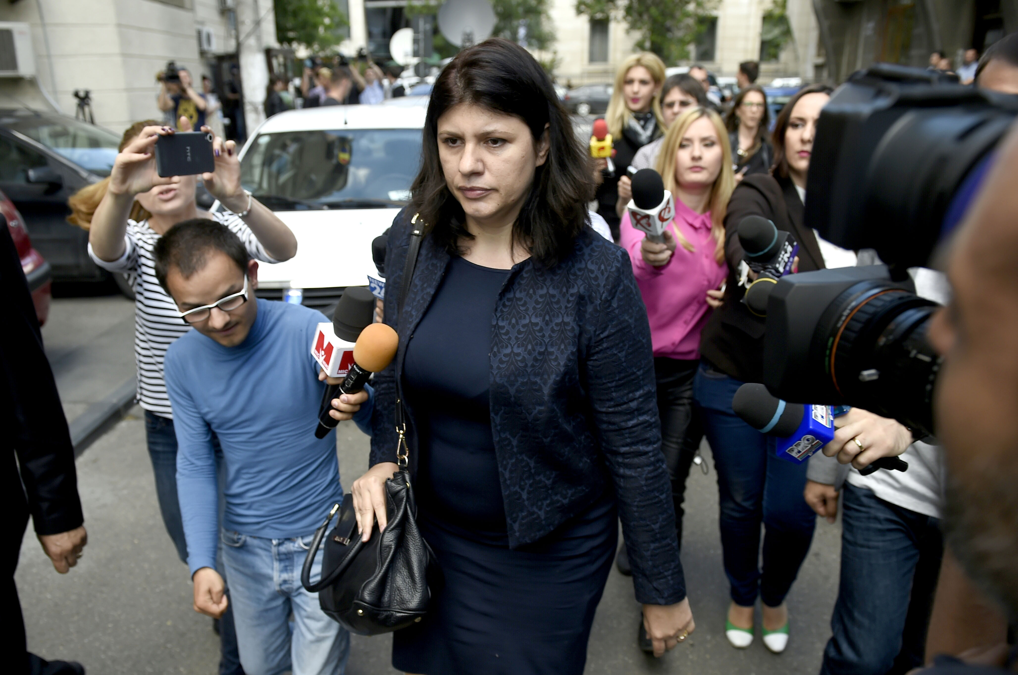 flori dinu, hexi pharma