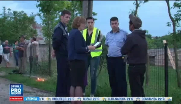 Si-a inmormantat fratele, iar in cateva ore i-a murit si sotul. Barbatul a fost injunghiat de un prieten din cauza unei glume