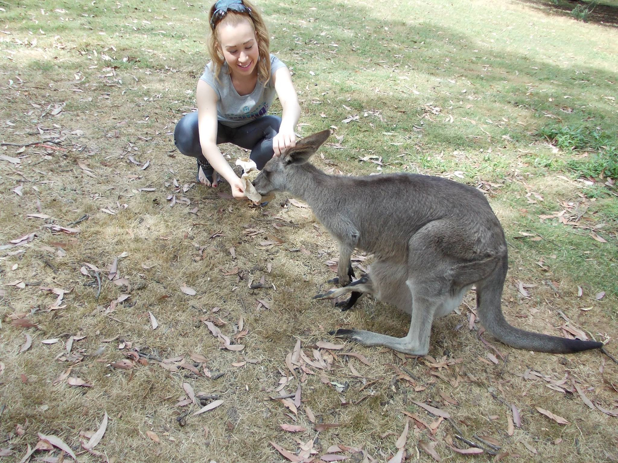 Cat de periculos este Soarele pentru piele. Xonia: "In Australia se invata despre protectia solara pana in clasa a VI-a"