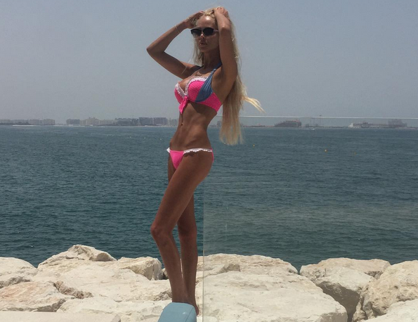 "Arata ca un schelet". Silueta cu care un model rus, nevasta de fotbalist, si-a socat fanii: FOTO