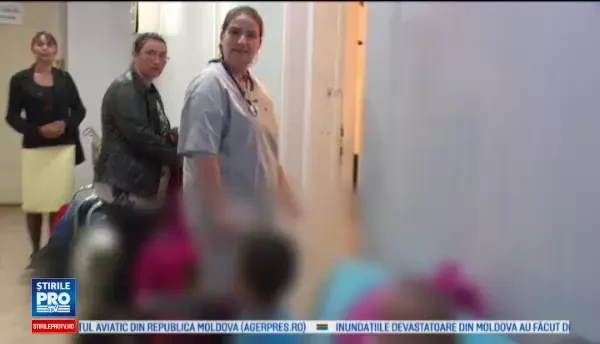 21 de copii din Vaslui, la spital cu toxiinfectie alimentara dupa ce au mancat la petrecerea de 1 Iunie de la scoala