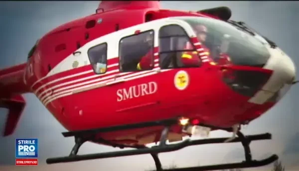 Elicopter SMURD prabusit. Noi imagini de la locul tragediei: un martor a filmat elicopterul in flacari