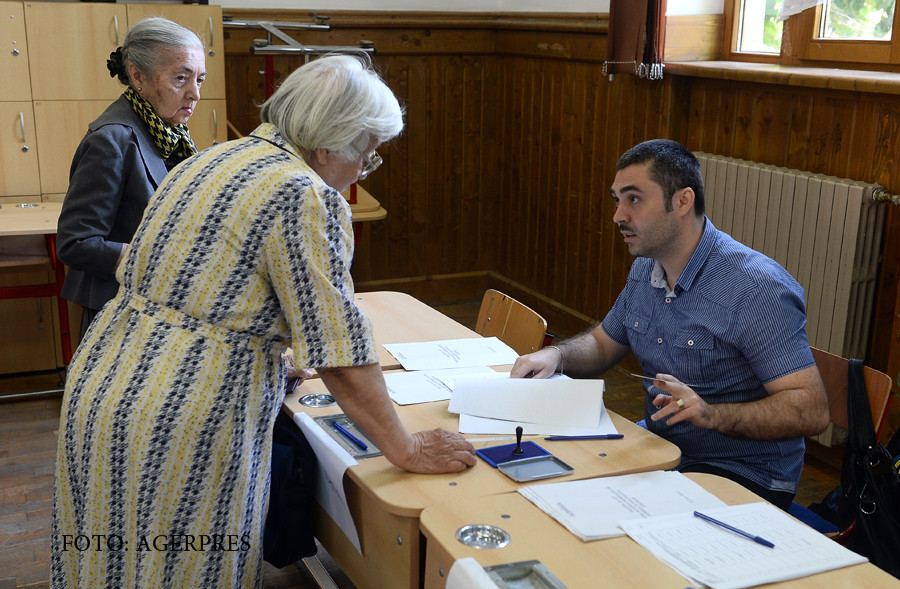 ALEGERI LOCALE 2016. Peste 8,8 milioane de romani au mers la urne. Cat de putini bucuresteni au votat