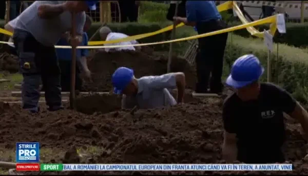 O competitie de sapat morminte a strans zeci de gropari dornici sa-si arate abilitatile: Ne-am dori sa fim mai respectati