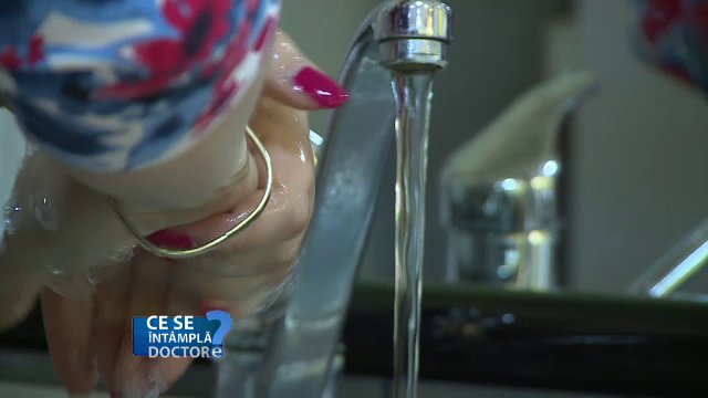Spalatul corect al mainilor poate reduce si cu 70% numarul infectiilor. Pericolul pe care il ascund inelele