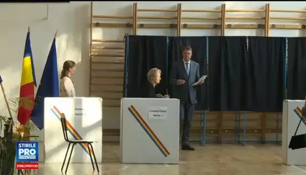 De ce a votat presedintele Klaus Iohannis abia la 18:30. Am inteles ca domnia sa a avut probleme tehnice