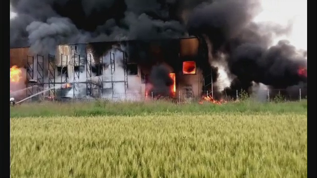 ANIMATIE GRAFICA. Cum si-a pierdut viata un tanar pompier in incendiul din Jilava. Cazul, preluat de procurori militari