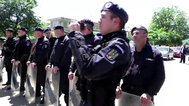 Locul din Romania unde voturile au fost renumarate sub paza mascatilor. Un SINGUR vot a facut diferenta dintre candidati