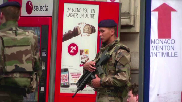 Unitati antitero in fiecare colt al Frantei pentru EURO 2016. "Stresul pentru noi este maxim sa nu cumva sa se intample ceva"