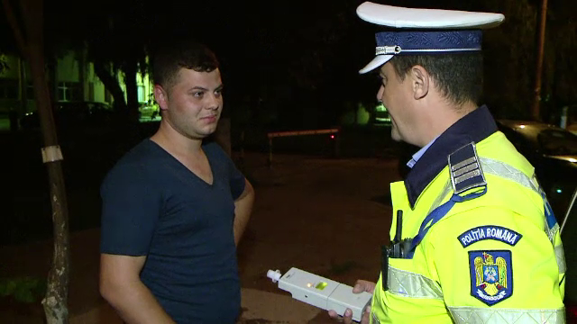 Decizie in premiera a unei instante: soferii nu pot fi amendati daca nu au la ei polita RCA. Legea s-ar putea schimba