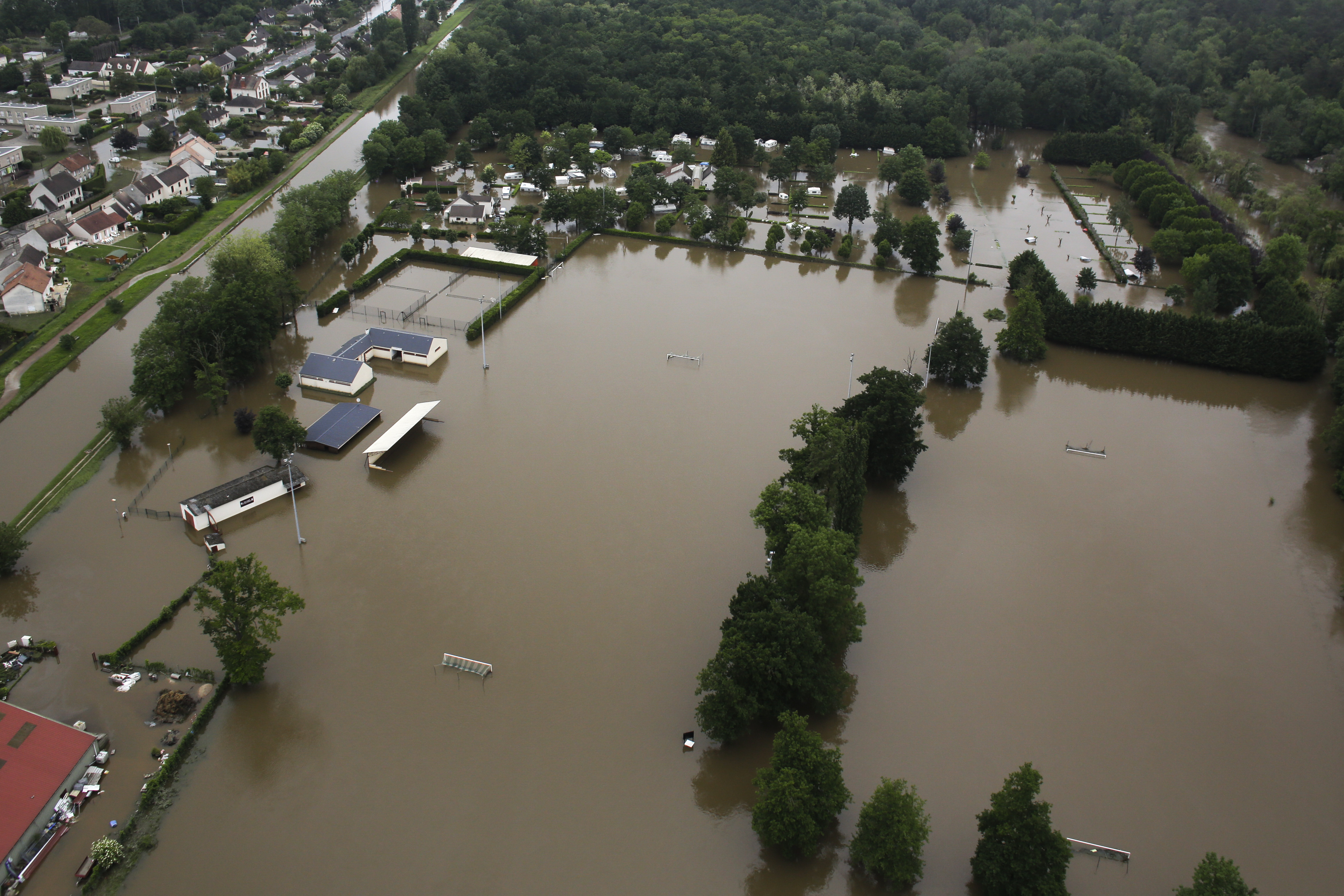 Franta a decretat miercuri stare de catastrofa naturala. Pagubele se ridica la 1,4 miliarde de euro