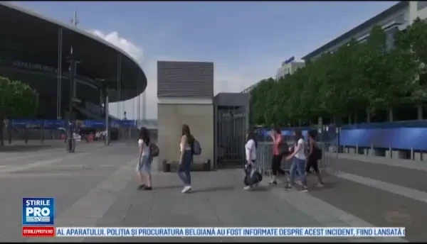 Masurile de securitate fara precedent din Franta nu ii fac pe turisti sa se simta mai in siguranta: Este prea liniste