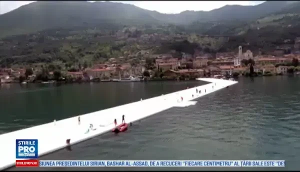 Minunea care a prins viata in mainile unui italian. Artistul a facut posibil mersul pe apa