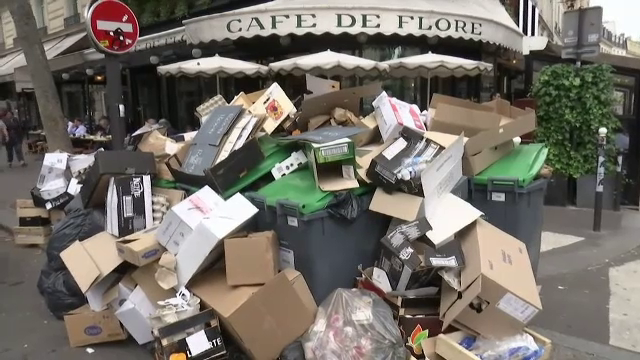 gunoi pe strazile Parisului
