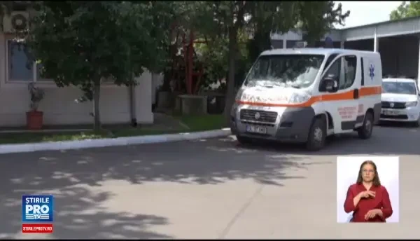 Fetita lovita cu o caramida de fratele ei. Descoperirea facuta de autoritati cand au ajuns la familia din Galati