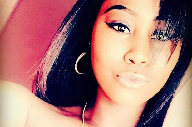 Colegele au filmat-o goala la dus si au pus filmarea pe internet. Decizia tragica luata de adolescenta cand a aflat