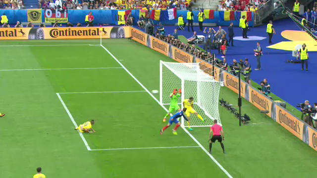 UEFA EURO 2016. Ocazie Franta - mingea loveste bara