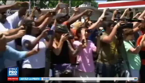 Muhammad Ali a fost inmormantat in orasul sau natal. La funeralii au participat Mike Tyson, Will Smith, dar si Bill Clinton