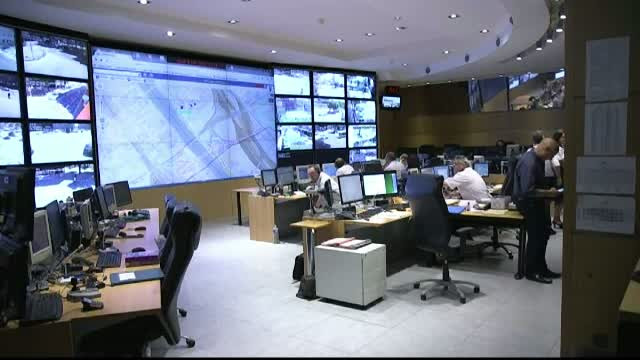 Masuri de securitate fara precedent in Franta. Locul din care sunt monitorizate toate strazile din Paris