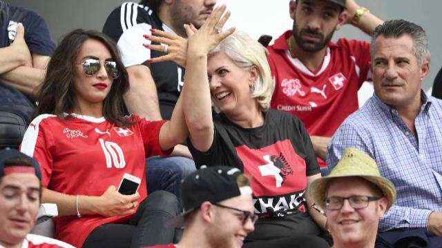 Mama fratilor Xhaka, adversari, nu stie ce meci sa aleaga miercuri: unul dintre ei joaca cu Romania, celalalt, cu Franta